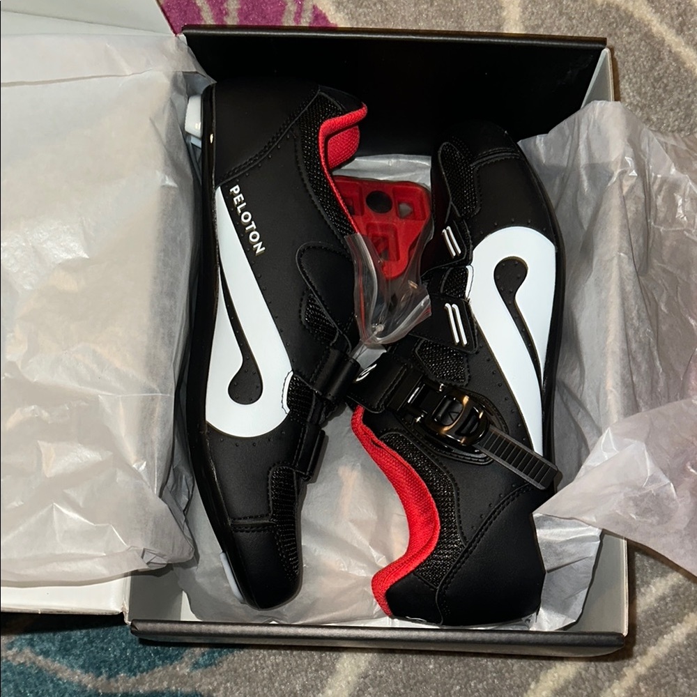 NIB Peloton Cycling Shoes